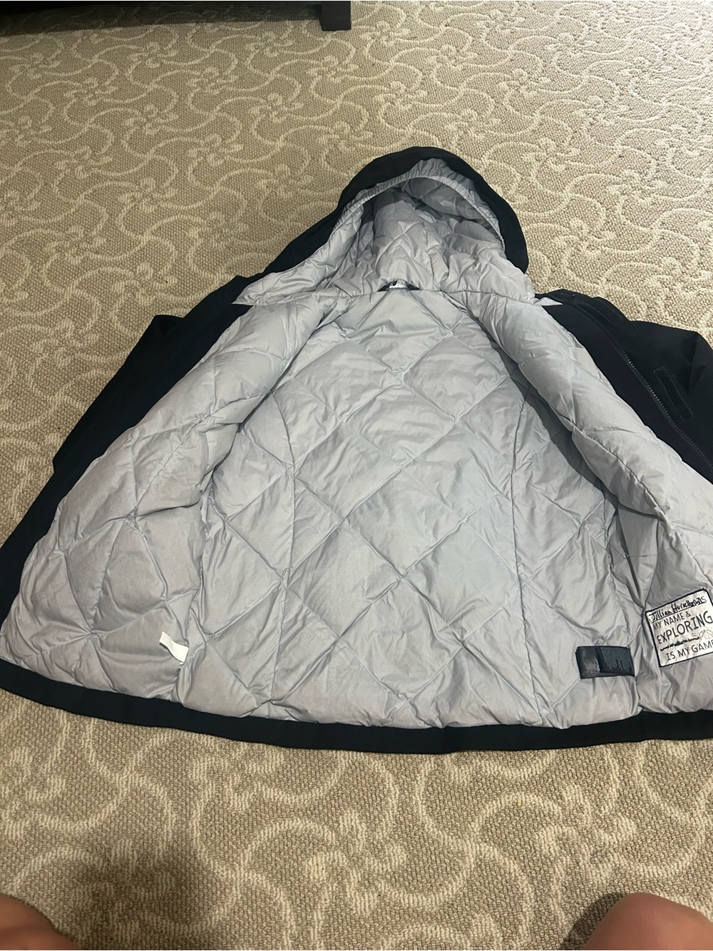 The North Face girls Black Hooded Quilted down 550 dry vent Jacket 14/16 - Picture 4 of 15